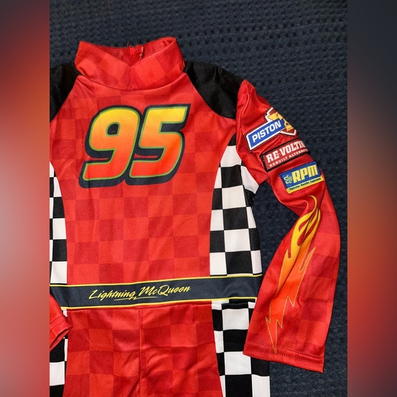 Lightning McQueen Cars Costume - Picture 3 of 7